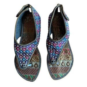 Indian Colorful Embroidered Tongue Sandals - Size 8